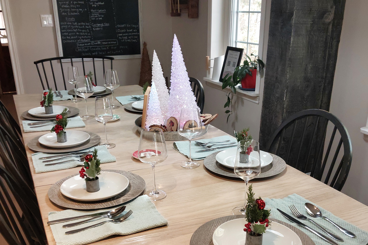 Gather everyone around the table for meals, games and time together, with a little extra holiday magic during the Christmas season. Christmas décor is set up by November 28, 2026 and remains through January 5, 2026.
