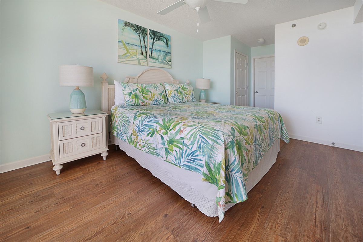 King in Main Bedroom