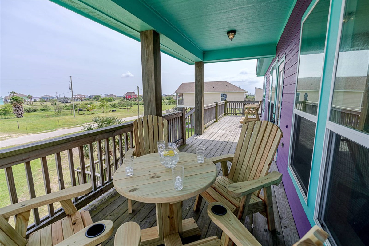 2c1015de0a1b4beaa982e58351a043d5 Large | Beachhouse | Texas | TX | Vacation Homes | Galveston | Crystal Beach | Kokomo | Breezy Days | Beachfront Elegance | Sunrise Serenity | Southern Sands Property Management, LLC
