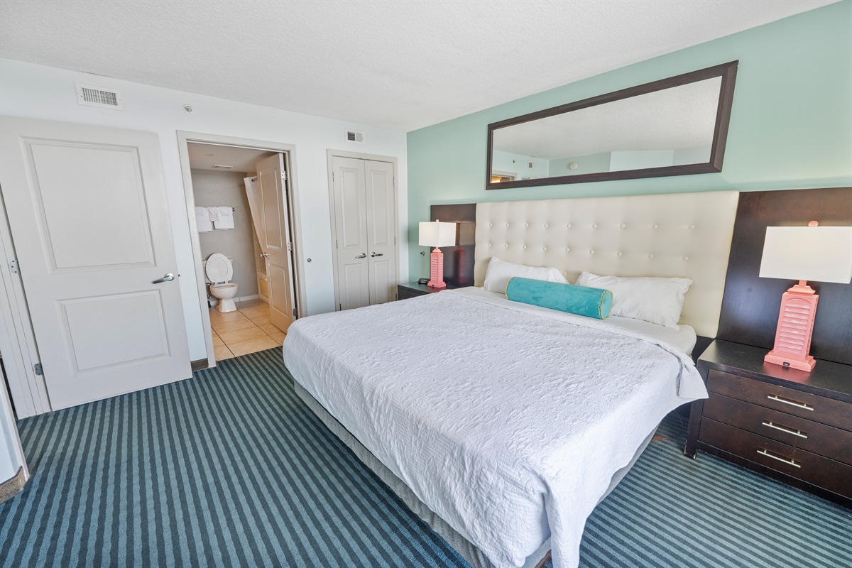 Beautiful Bedroom with Amazing Views 🌊☀️