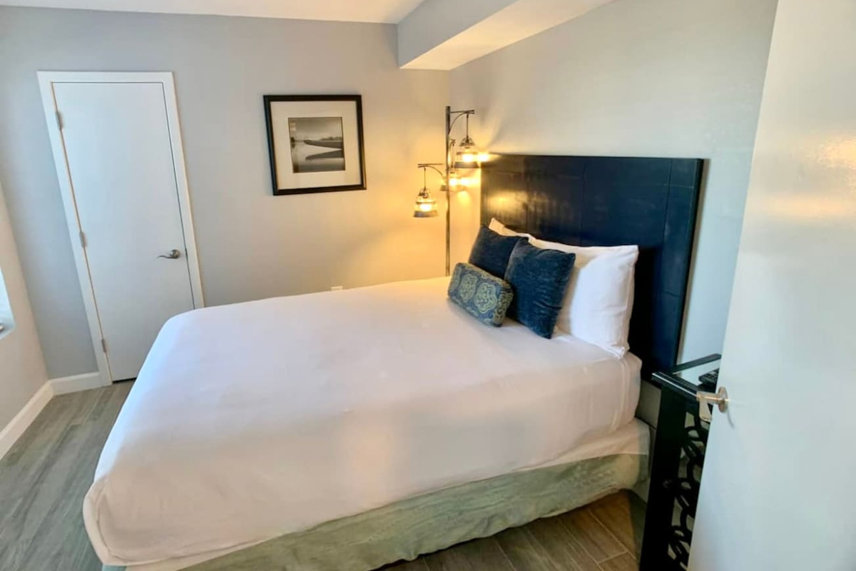 3rd bedroom with Queen bed 