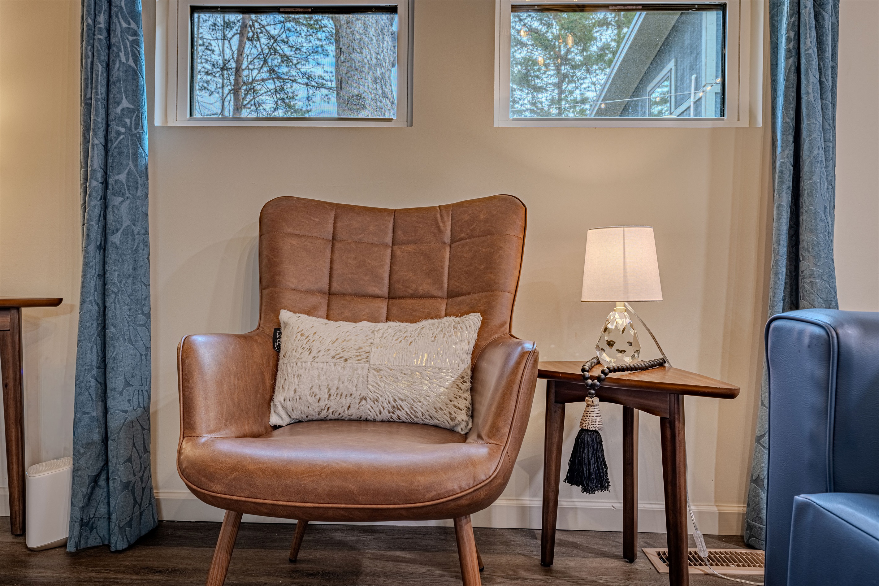 Kick back in the leather armchair with a warm drink and enjoy the ambient light of the fire as you plan your next day of mountain exploration.