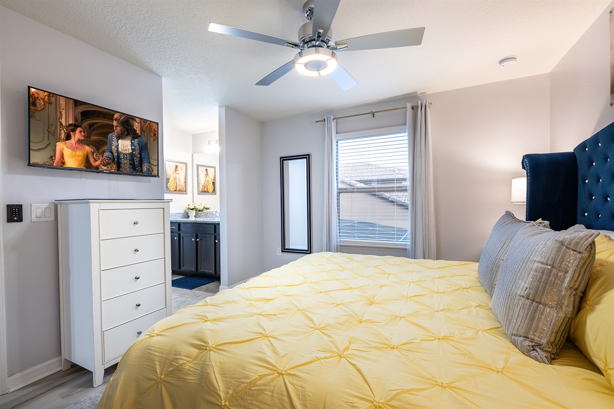 Bedroom 4 - King - Beauty & the Beast - Shares bathroom with Star Wars Room