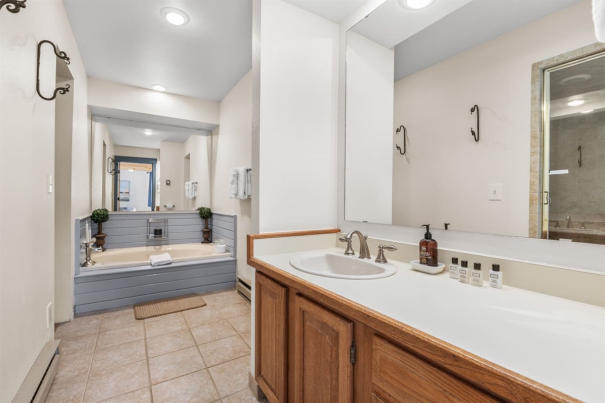  Ensuite Bathroom #3 | Mini Bathroom Tub | 2nd Level
