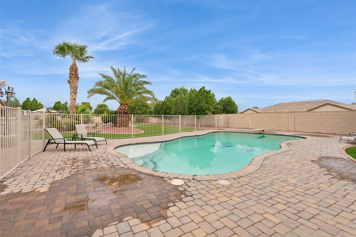 Desert Cove Escape | 5BR Retreat w/ Pool & Casita — Desert Cove Escape | 5BR Retreat w/ Pool & Casita, Surprise, Arizona — photo 81