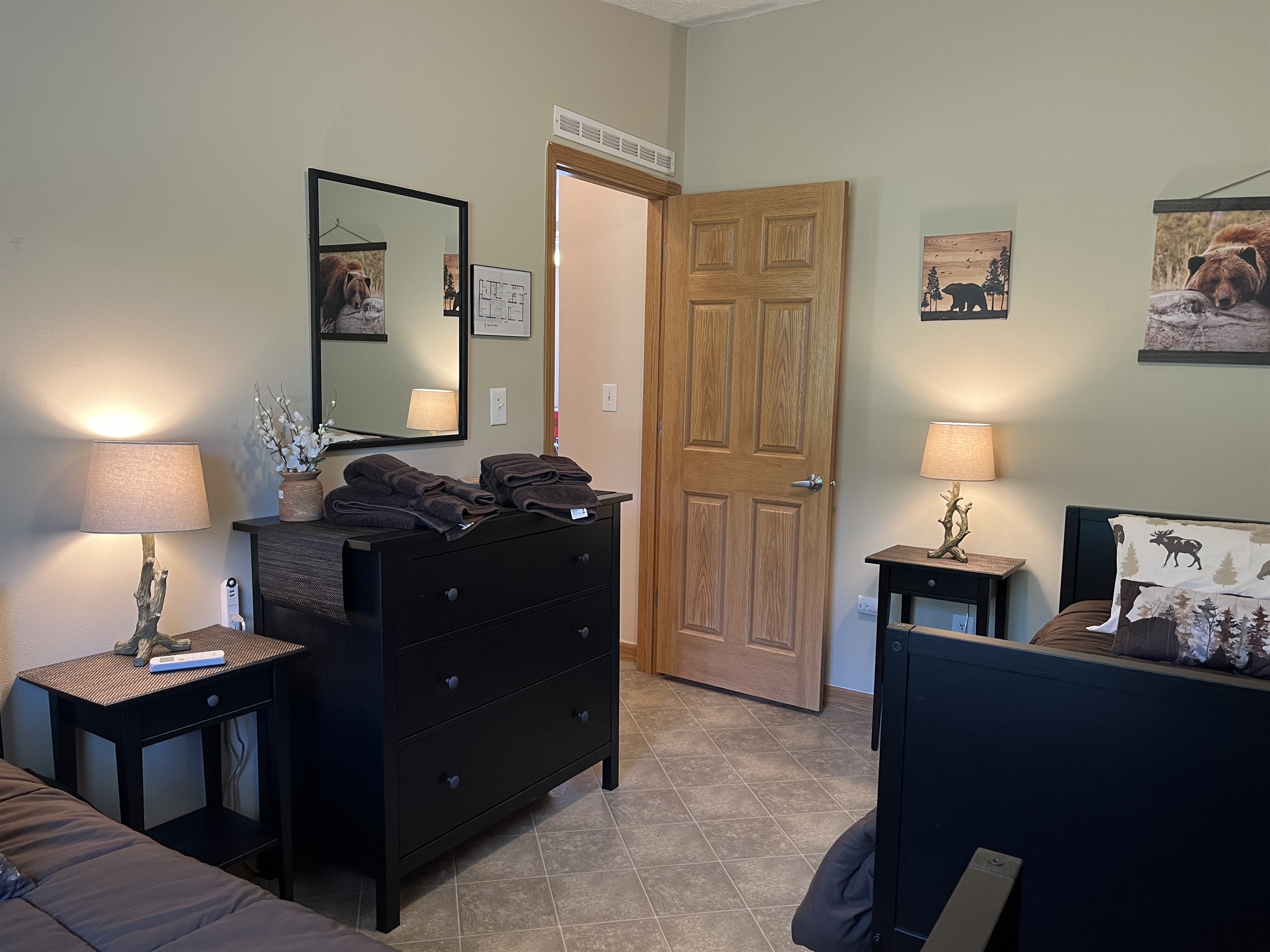 Bedroom #3 with two twins