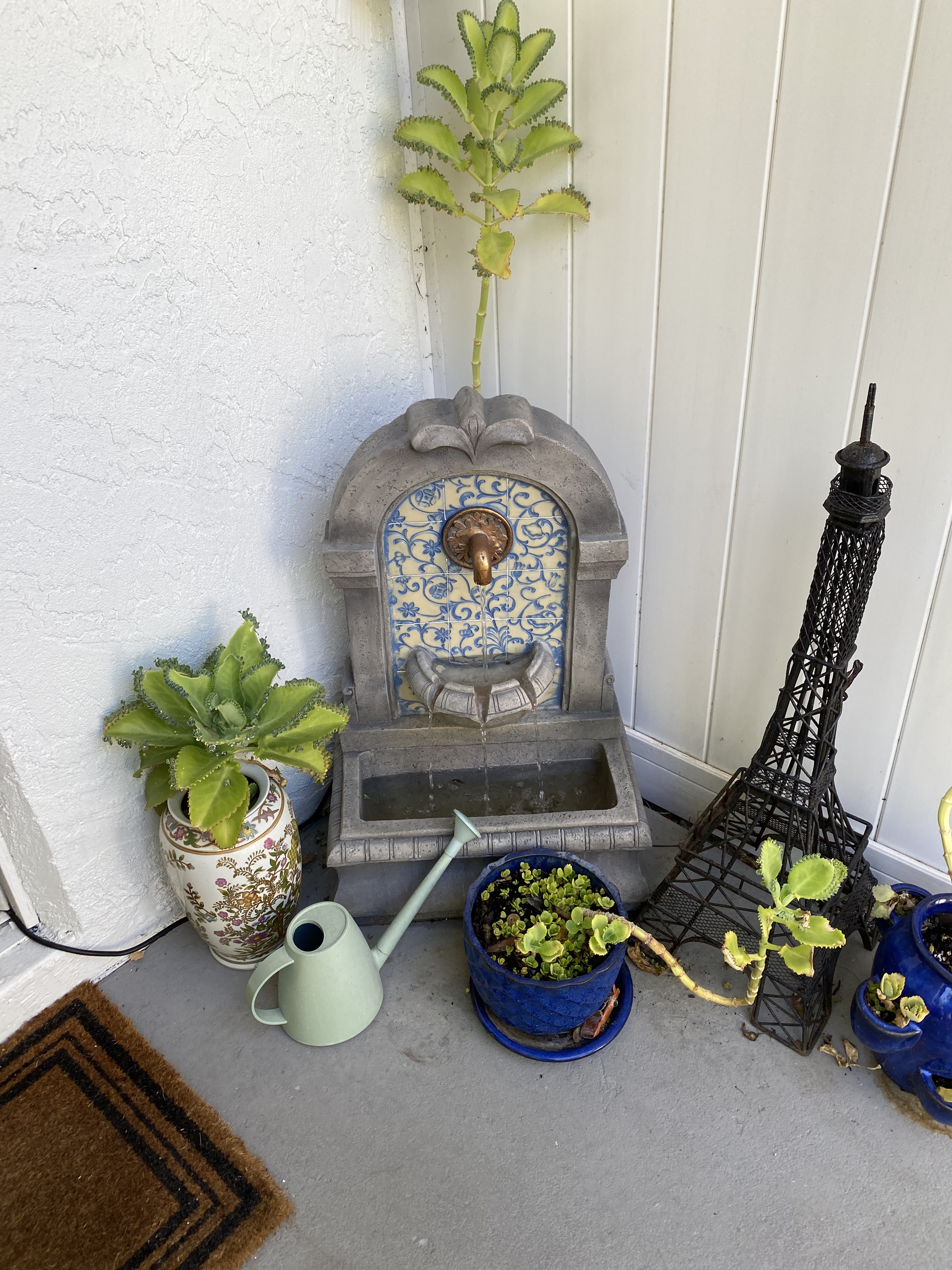 Working fountain as you enter the bungalow