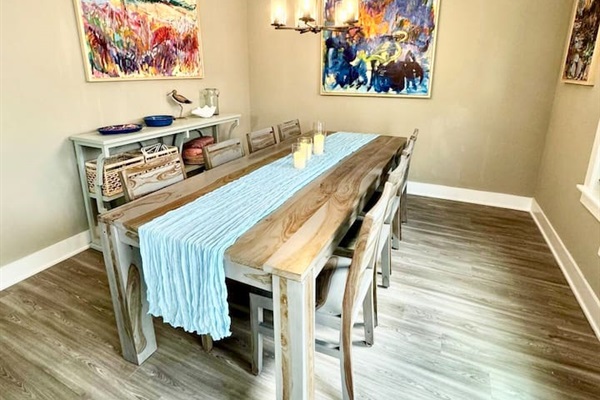 Chandelier on dimmer switchesAmple seating for 8