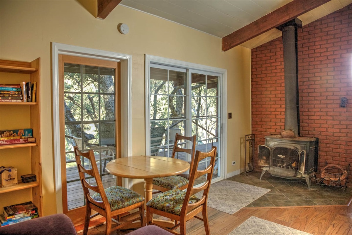 Breakfast nook