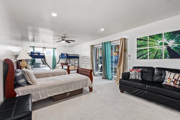 MATTERHORN - 1st Floor Large Bedroom