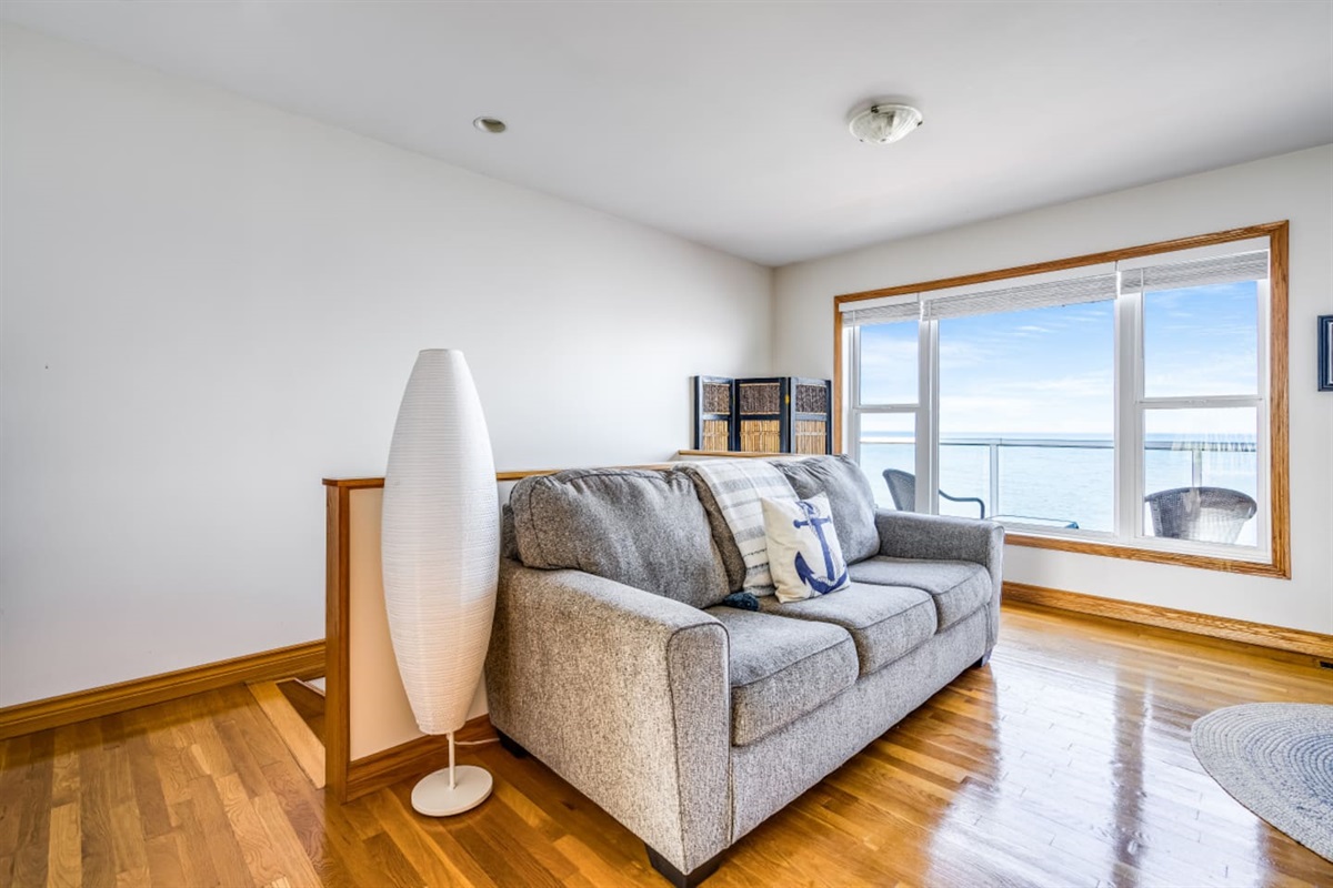 2nd floor Living area with Lakeview Terrace