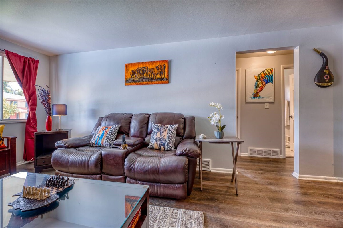 Host family and friends in your very own large living room.  Board games include an authentic chess board made from rosewood.