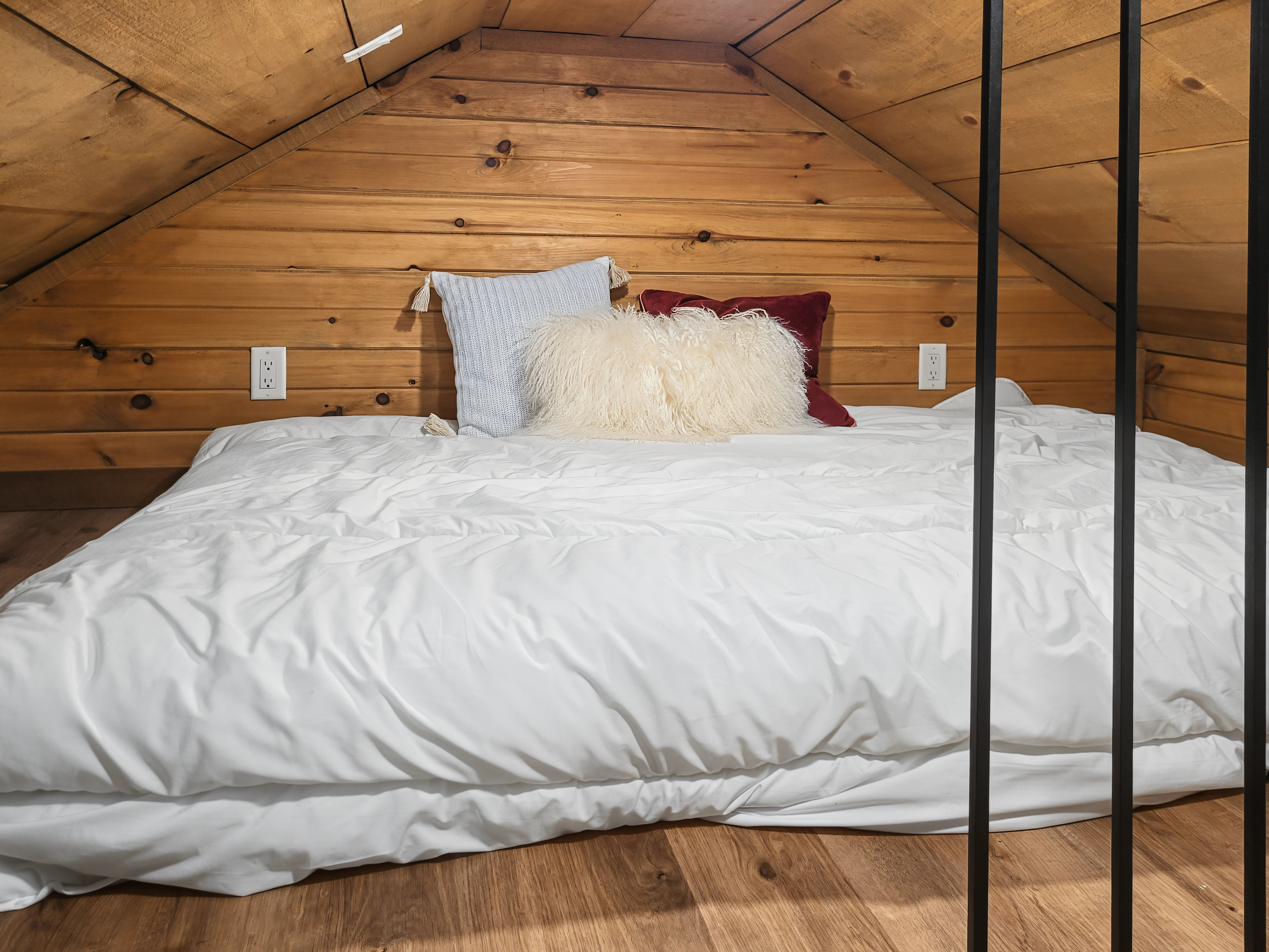 Sleeping loft: comfort in compact space