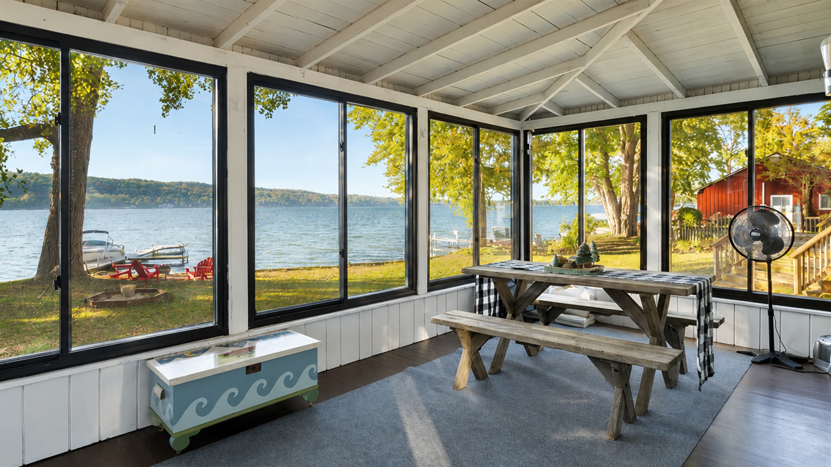 Lakeside 4 season room off the living room