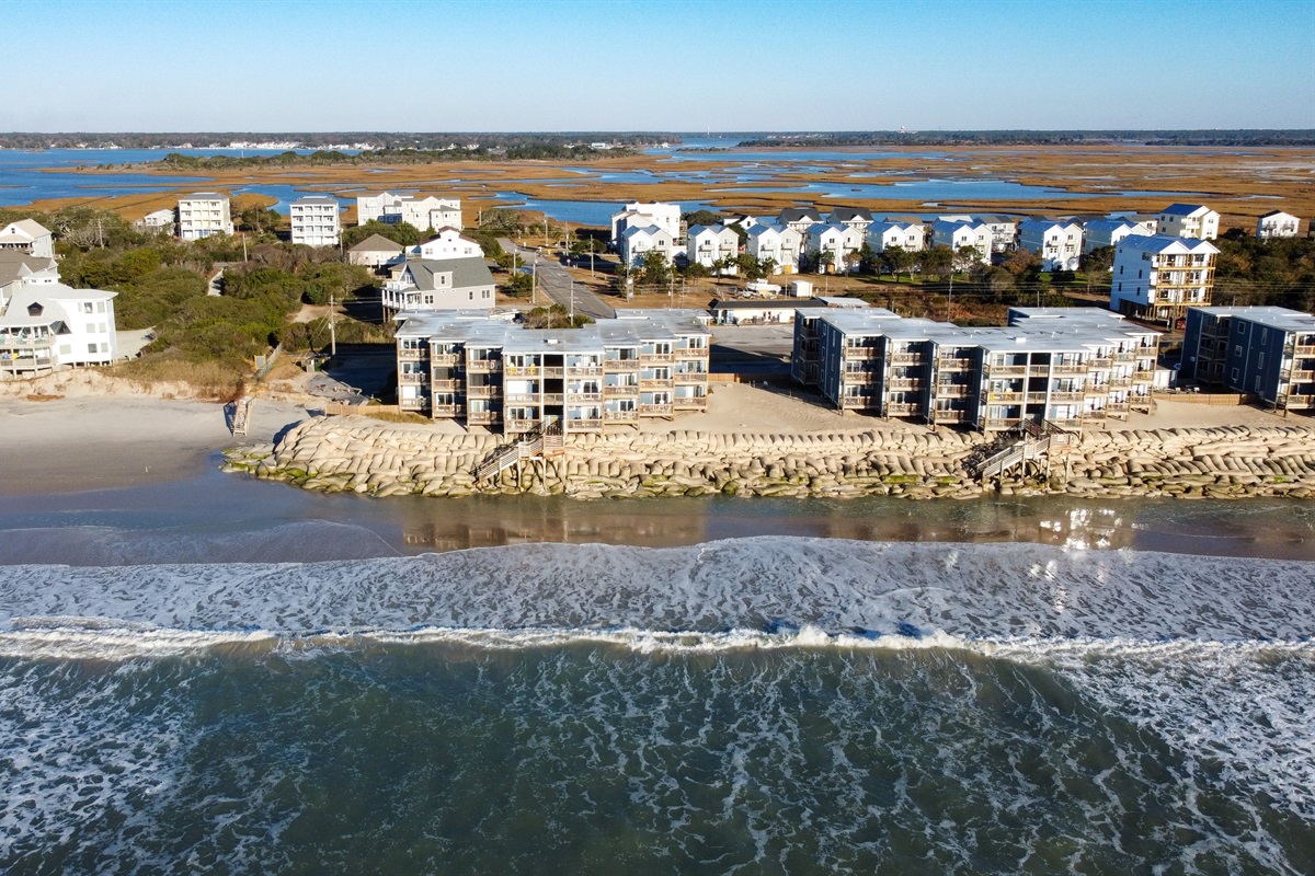Topsail Reef at high tide