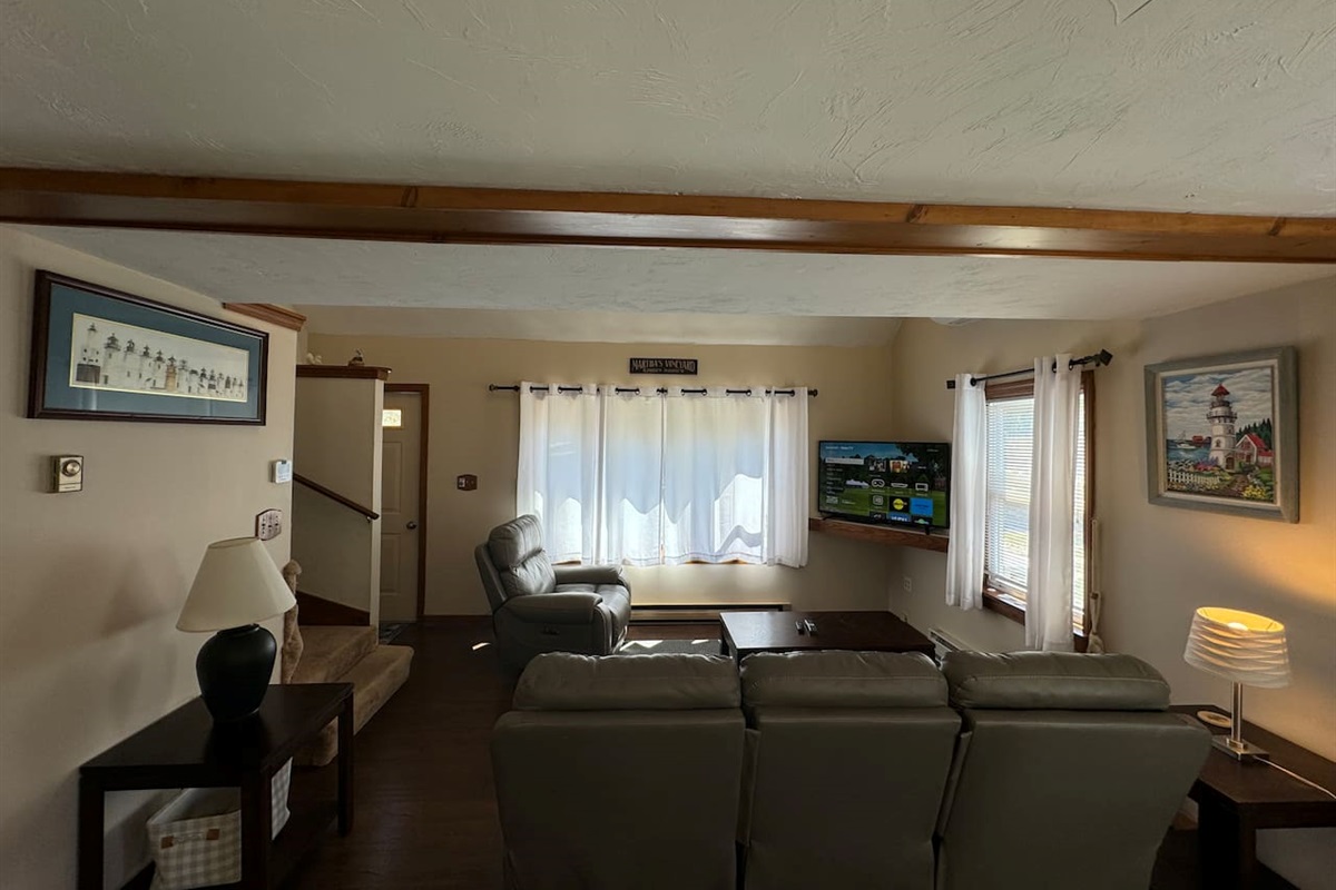 34 Dreamer's Way, Oak Bluffs