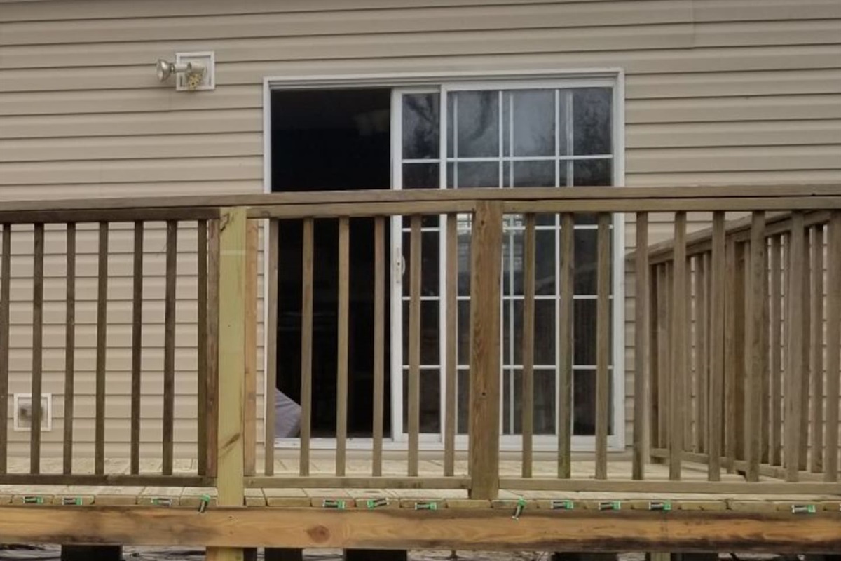 Perfect patio area with large deck!