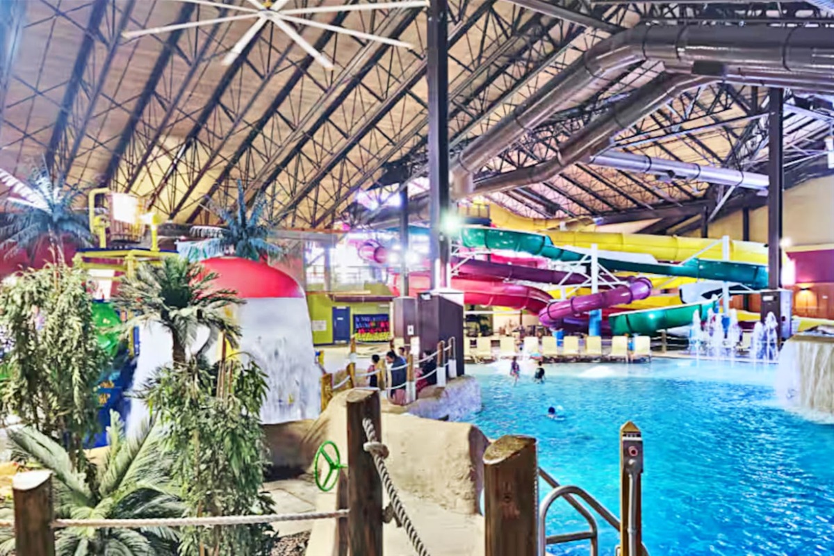 Kahuna Laguna is an indoor waterpark that is located only 5 minutes away from the house!