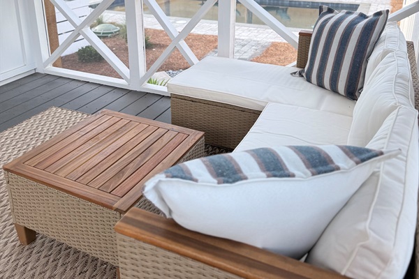 Screened in porch