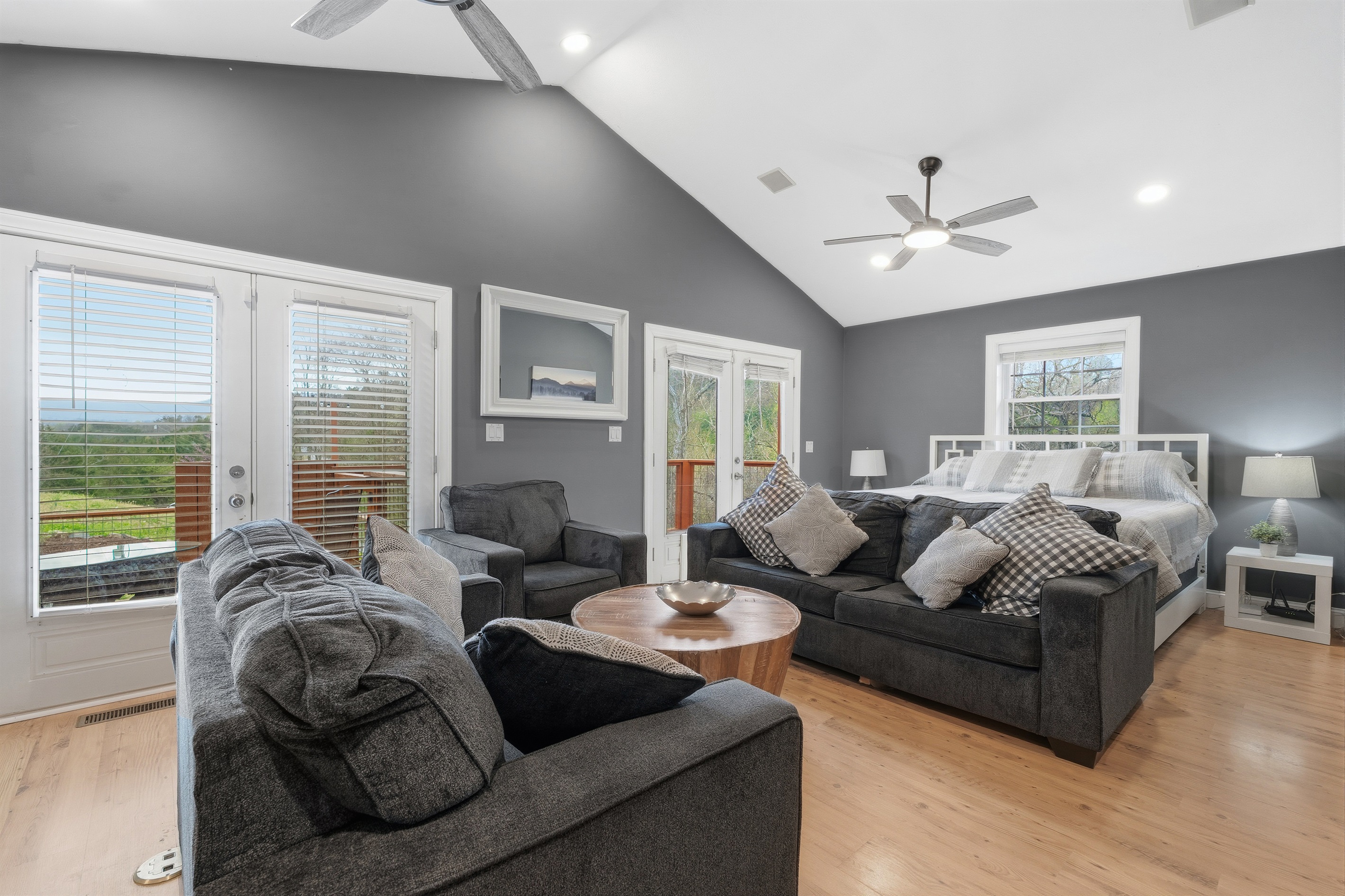 Master bedroom, fire place + reading area (folds out to bed) + king size bed