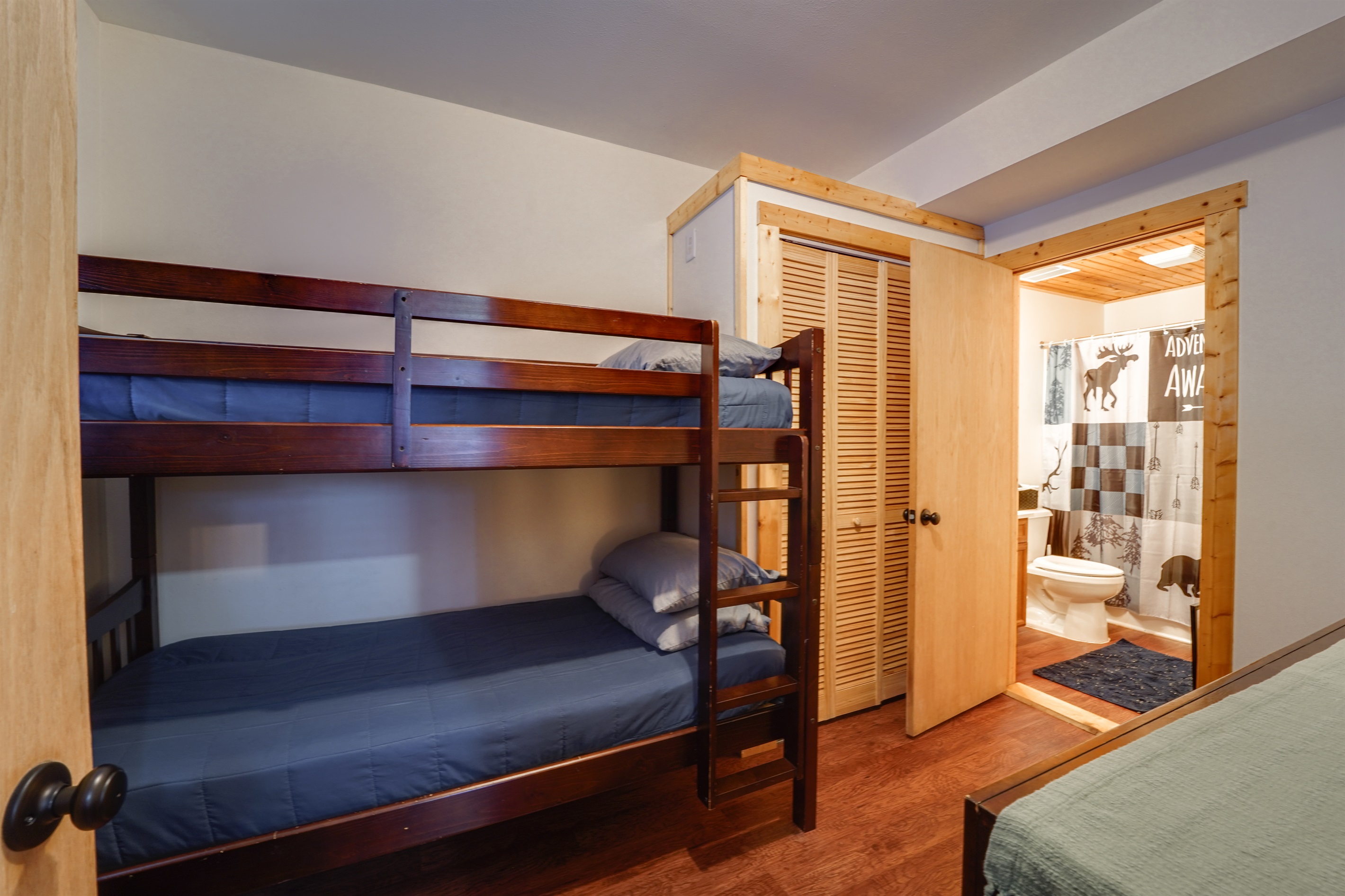 twin bunk beds downstairs bedroom