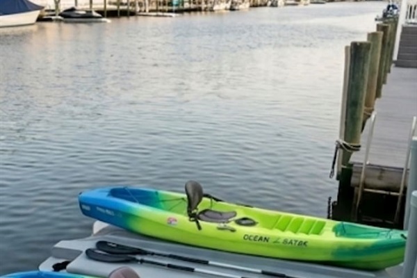 We're your launchpad to lagoon living! Right next to the marina, you can hop into our Ocean Kayaks and paddle over to those two cute little islands for some relaxation. Lagoon life is calling!