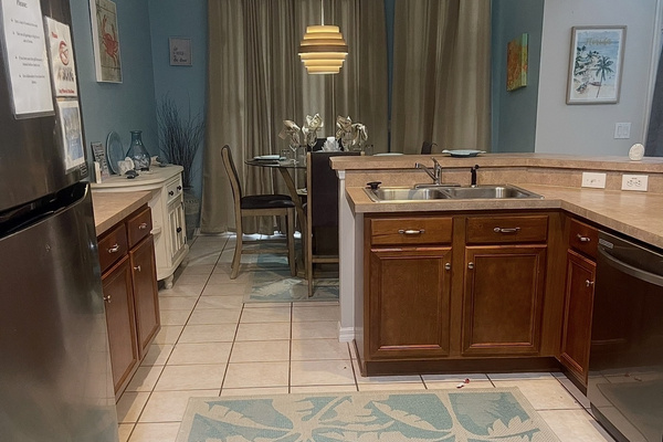 Huge open plan kitchen - fully equipped - formal dinning one end and casual dinning the other. Brand new oven with air fryer option
