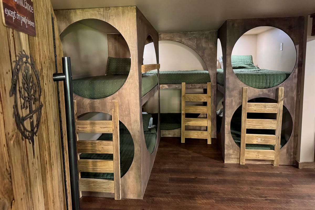 6 twin bunk beds