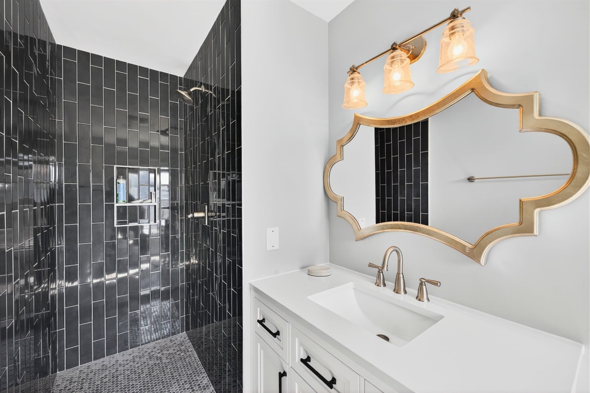 Full Bath  | 23 Grand Pavillion | Wild Dunes | Isle of Palms, SC | IOP Escapes