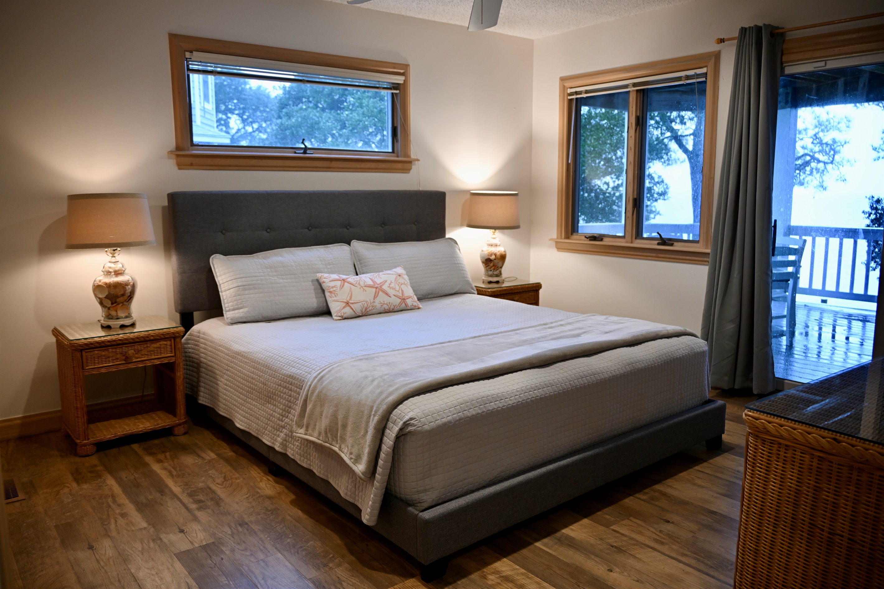 2nd Floor King suite with elevator access