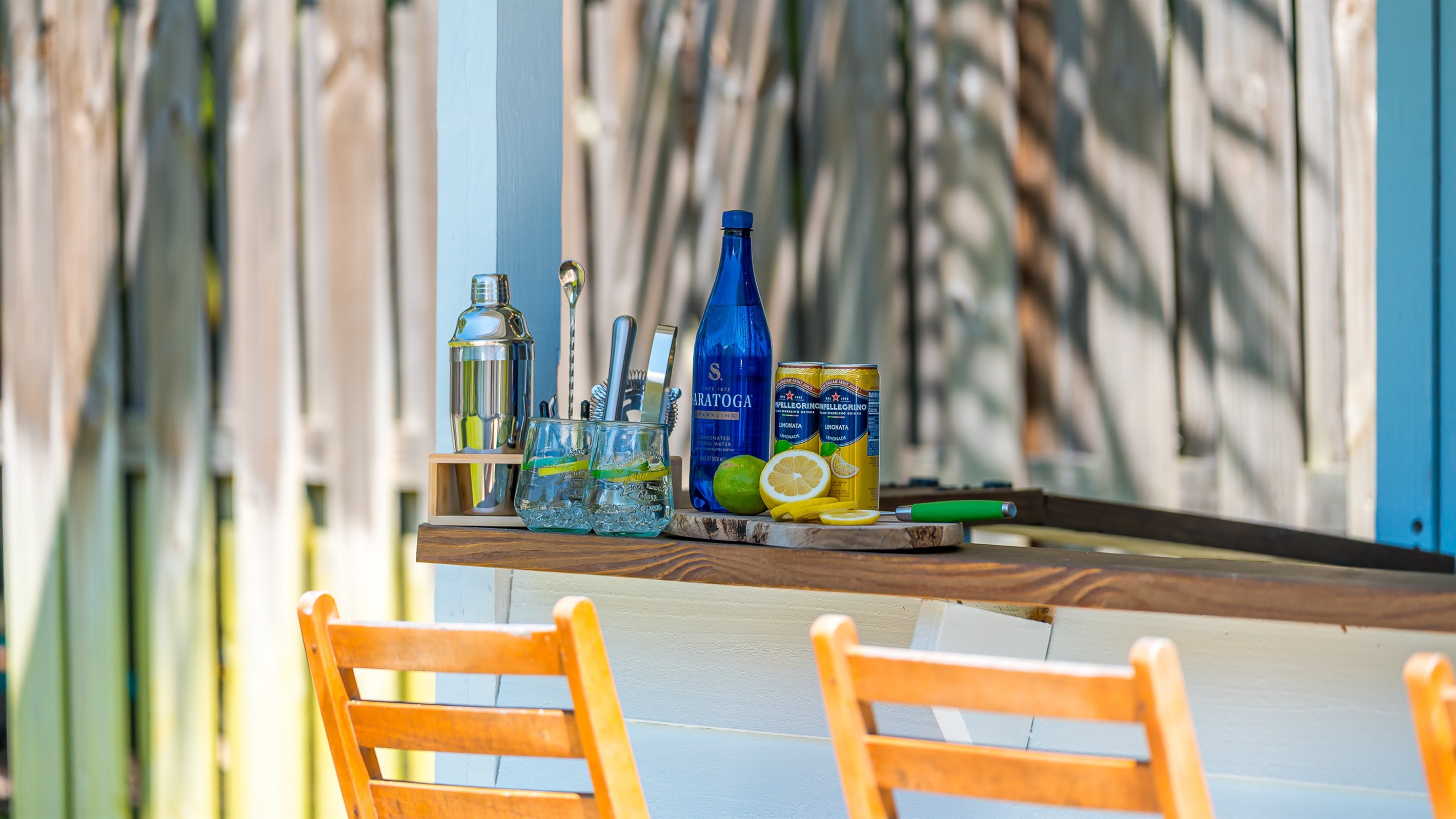 Sip cocktails and enjoy the laid-back vibes at your private outdoor tiki bar, complete with bar seating and a mounted TV. It’s the perfect spot to mix drinks, watch the game, or gather with friends under the Florida sunshine.