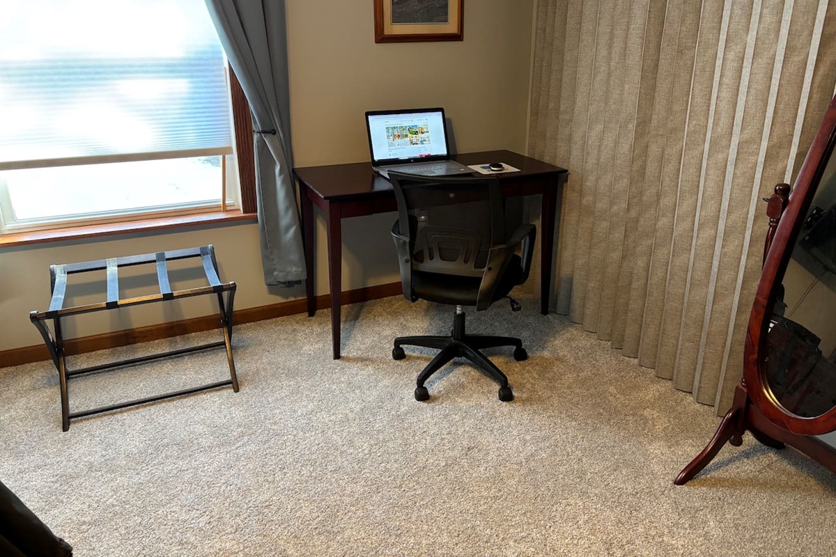 A second, private workspace located in the master bedroom when you need more peace and quiet.