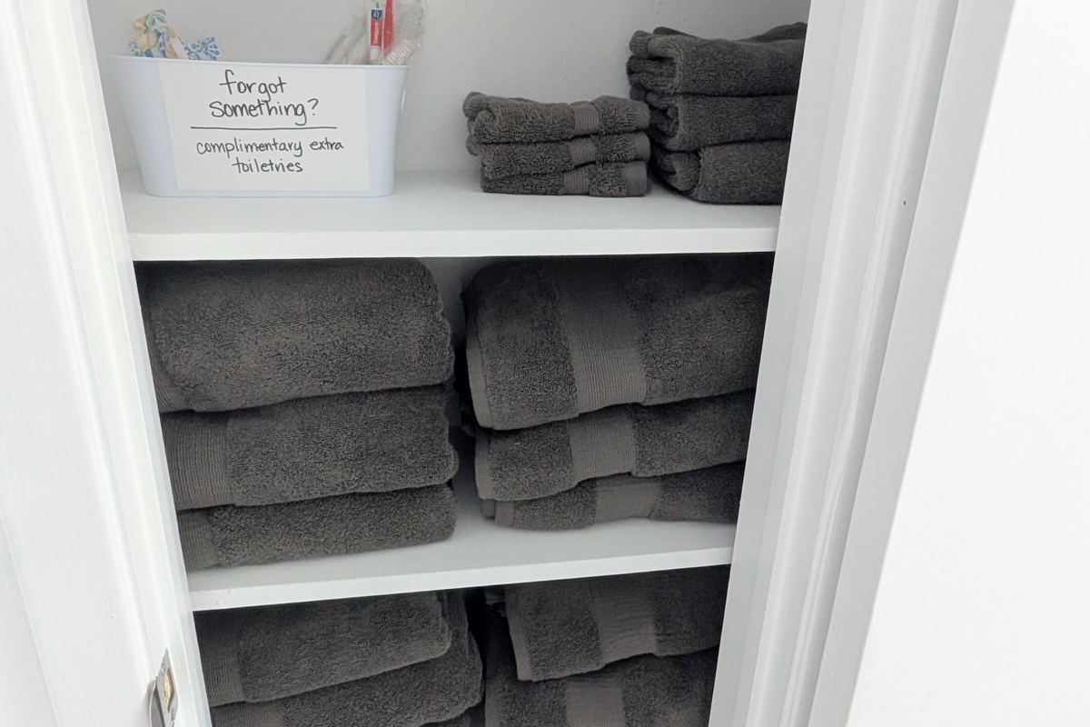 For your comfort, extra towels, toiletries, and bath mats are readily available. 