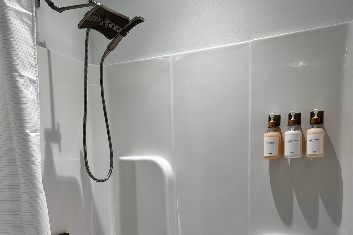 Master's Bathroom