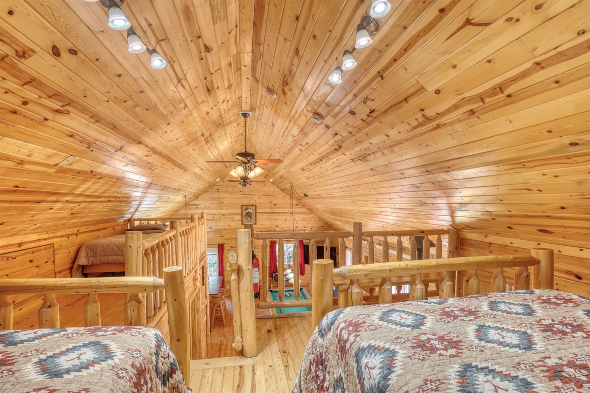 Loft with 2 queen beds and one twin bed