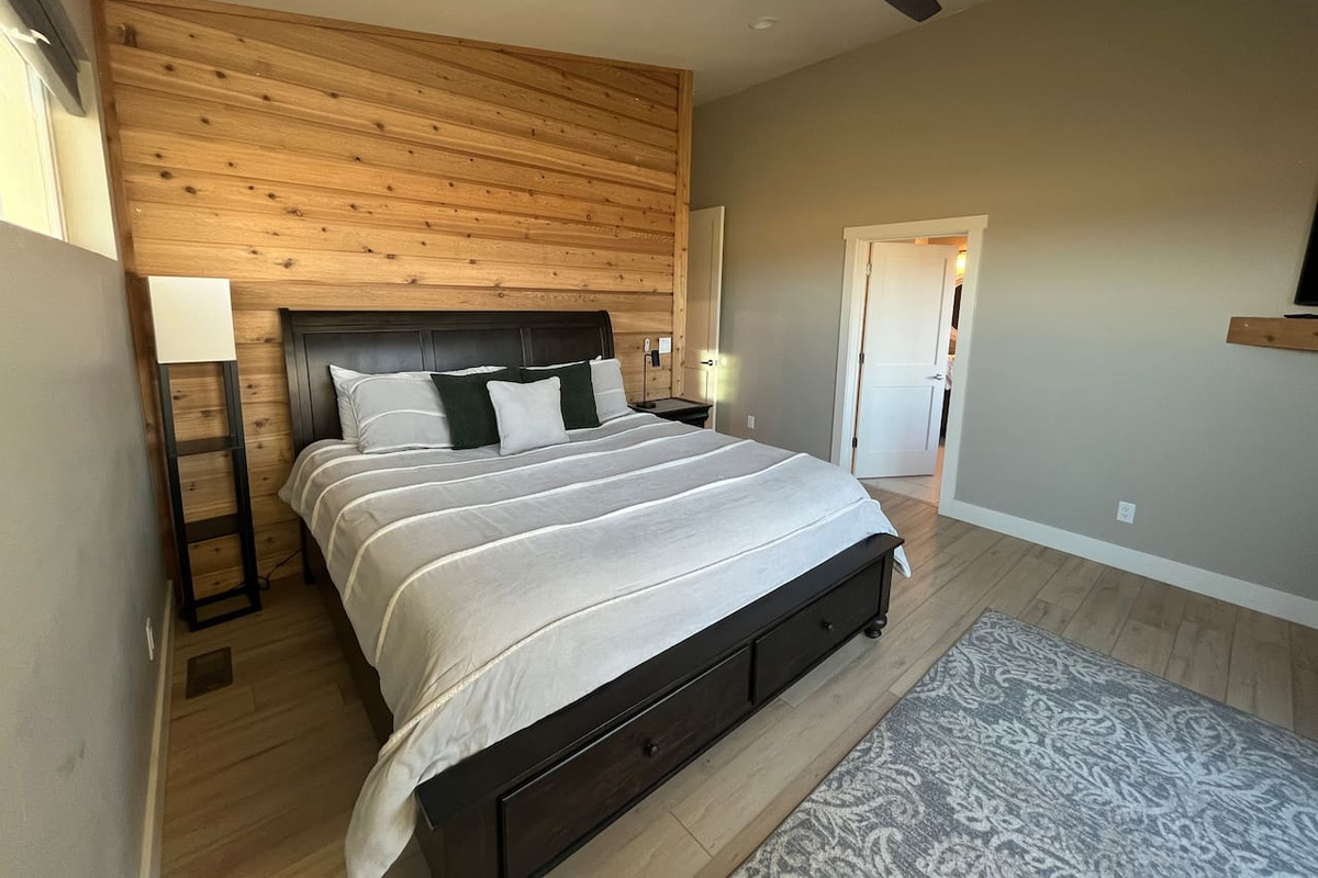 Main bedroom