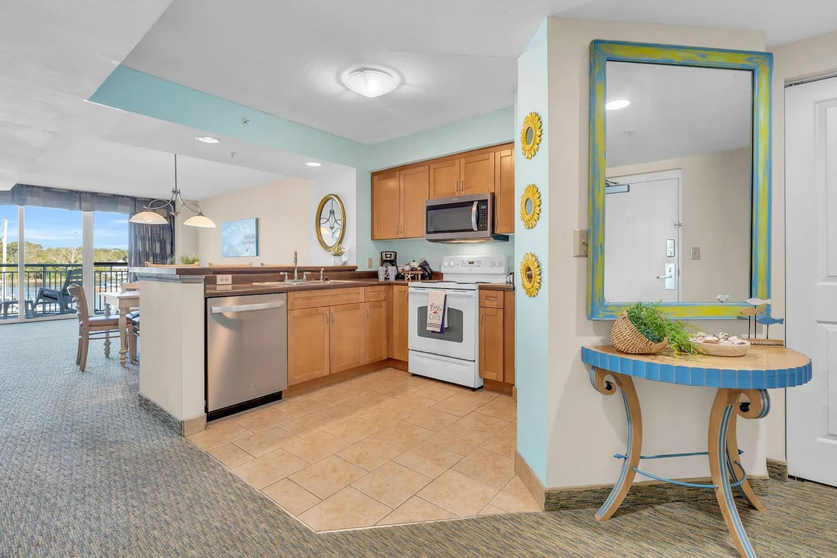 Fully equipped kitchen