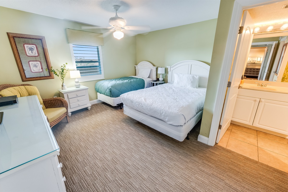 Stunning Bedroom ✨ Beautifully Decorated 🛏️💫