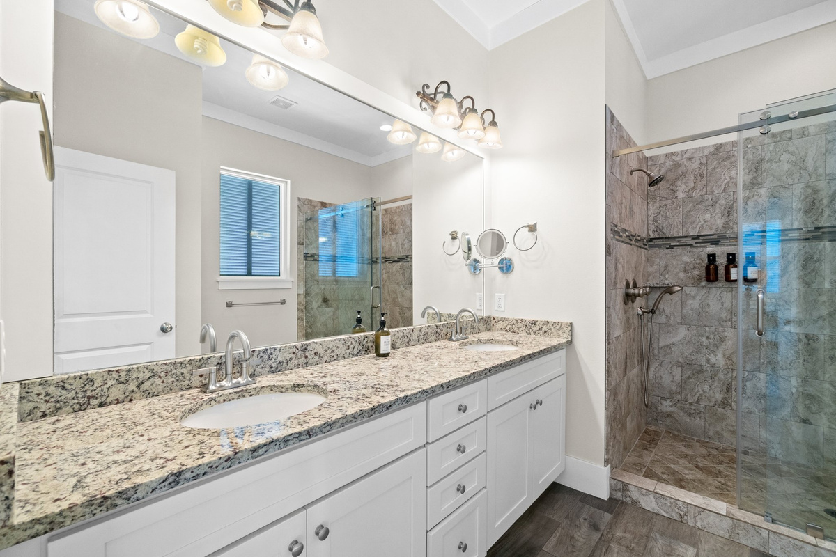2nd floor master bath