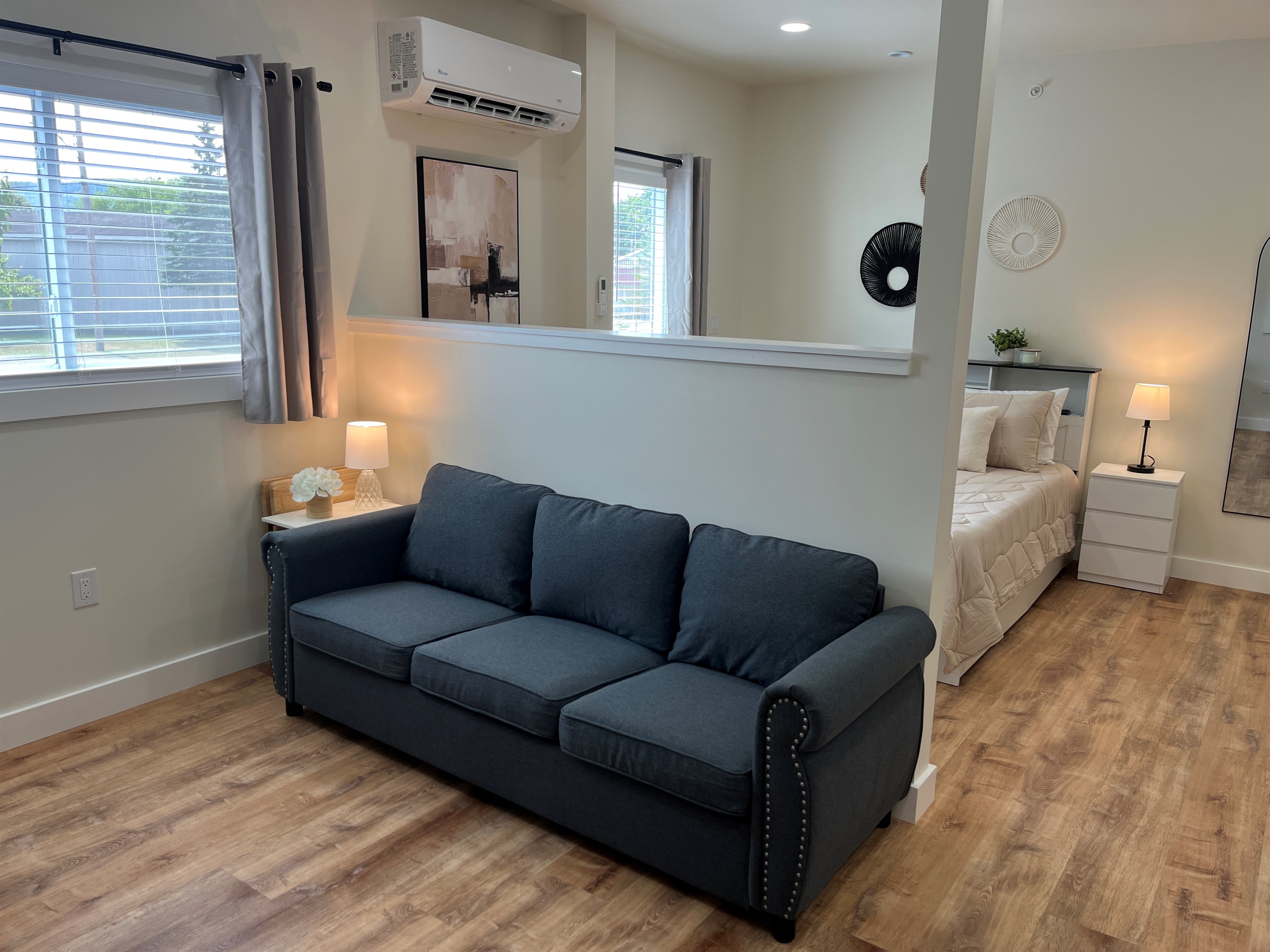 Living and sleeping area