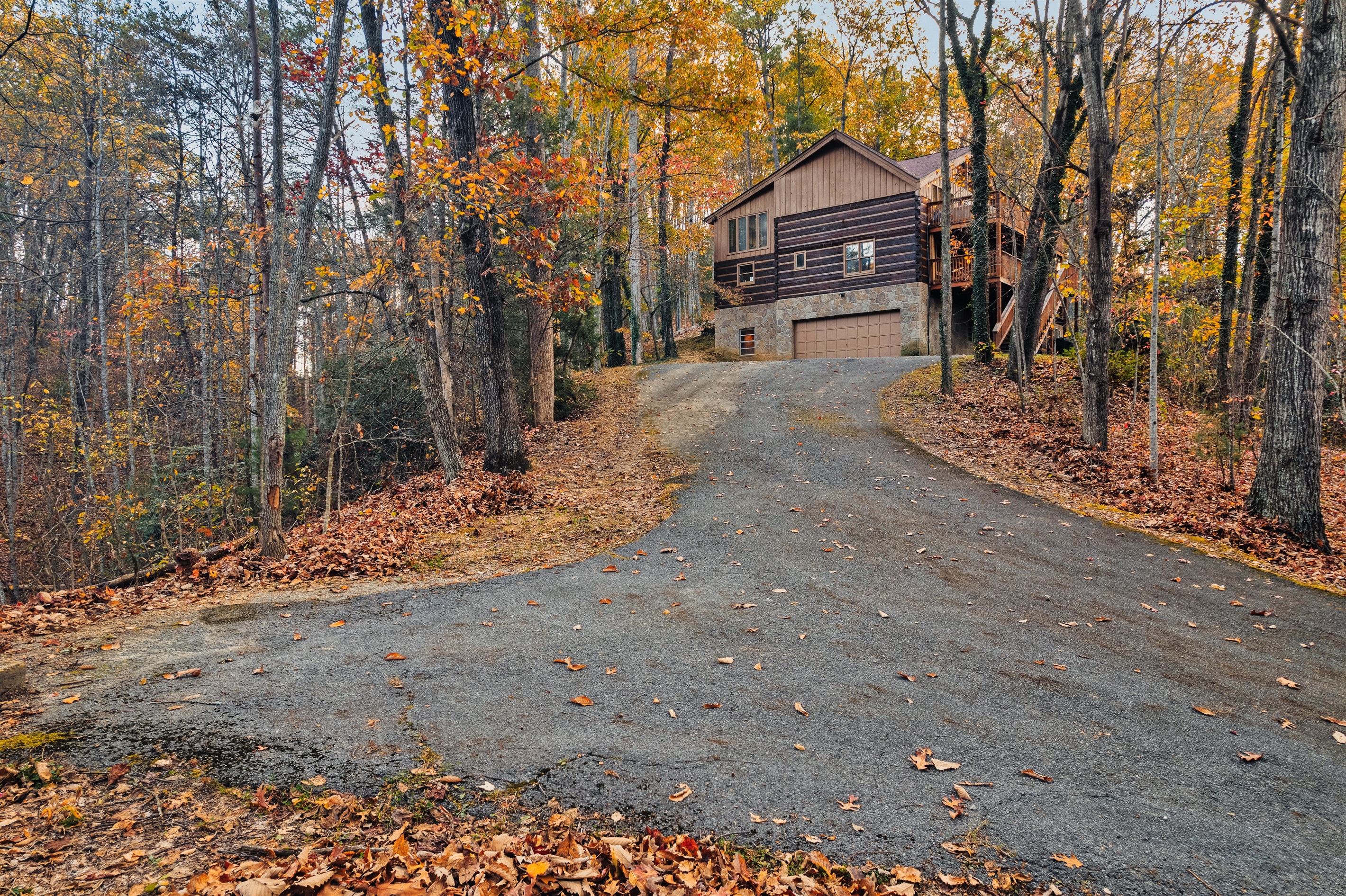 Large Driveway for Parking