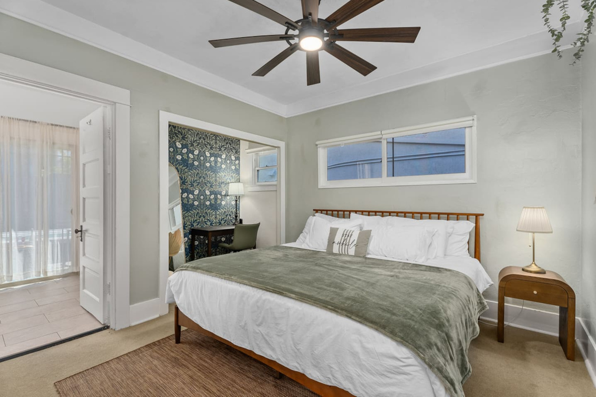 Bedroom