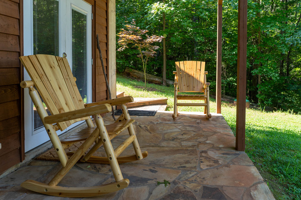 plenty of seating for enjoying the outdoors. rain or shine.