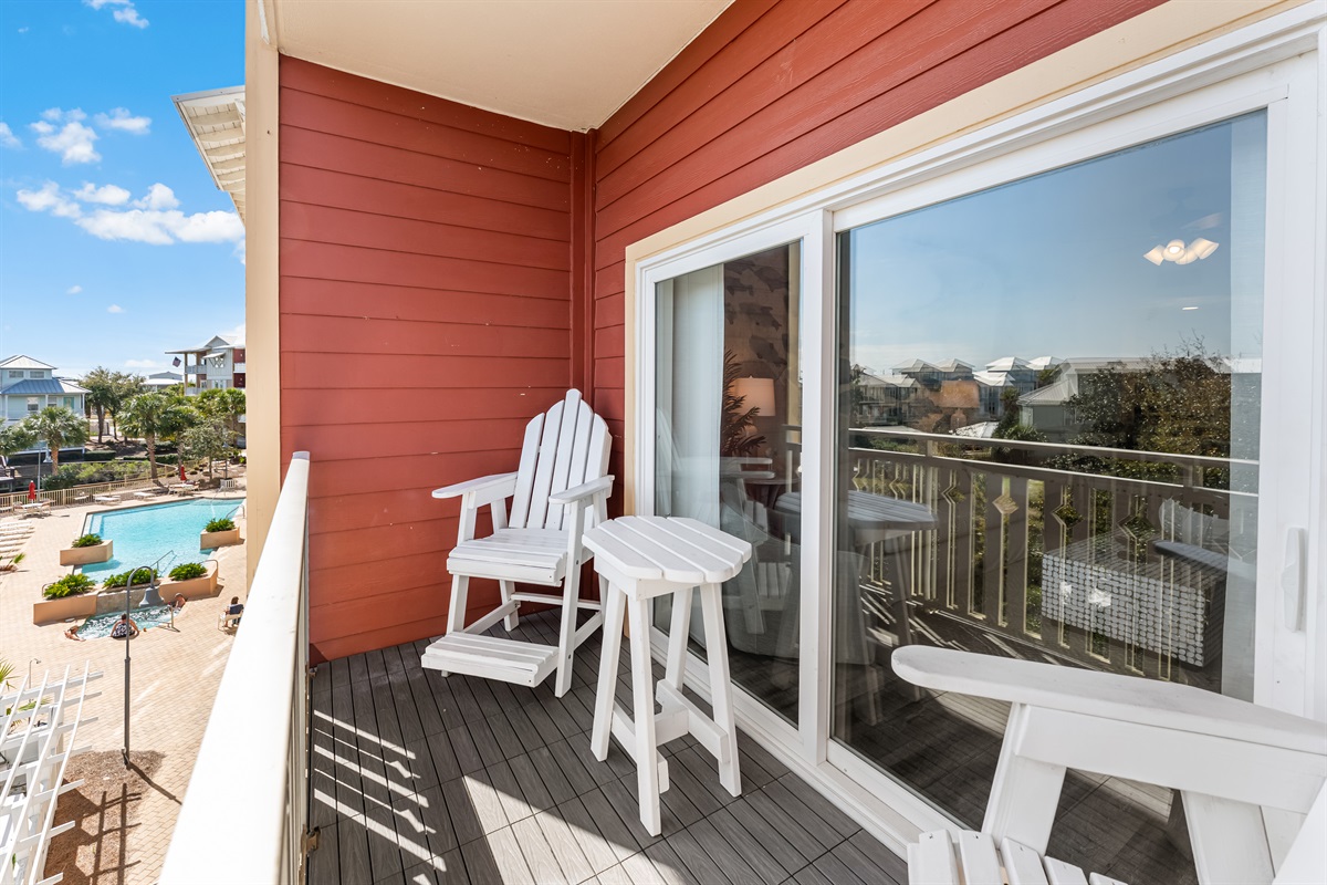 Relax & unwind on the balcony. Mexico Beach, FL