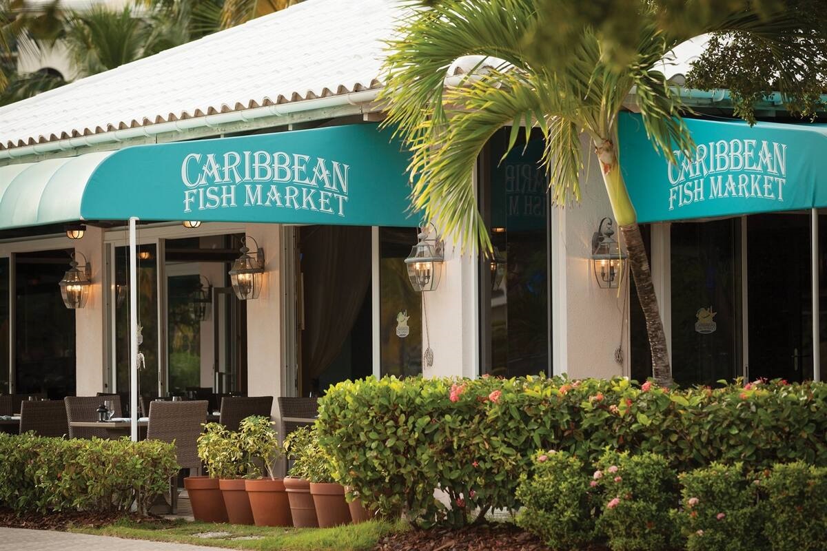 You're just steps away from one of two restaurants at Cowpet Beach