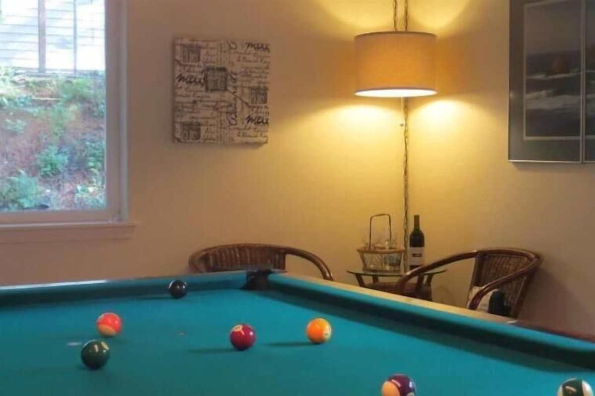 snooker-pool tables both Balls available