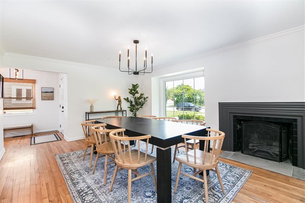 Cozy, Freshly Updated 3BR Home 5 Min from ND, photo 7
