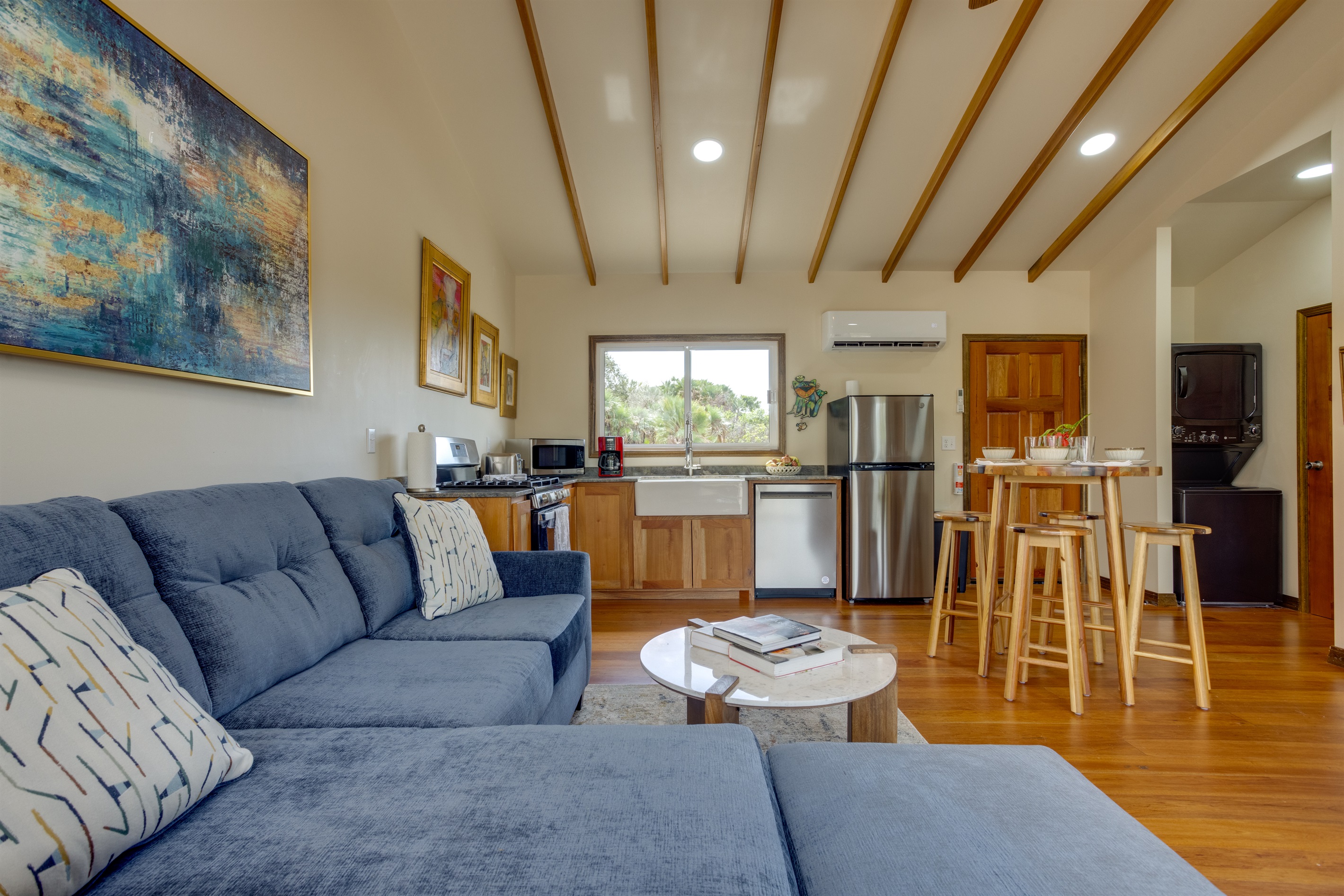 Cabana 2 Living Space