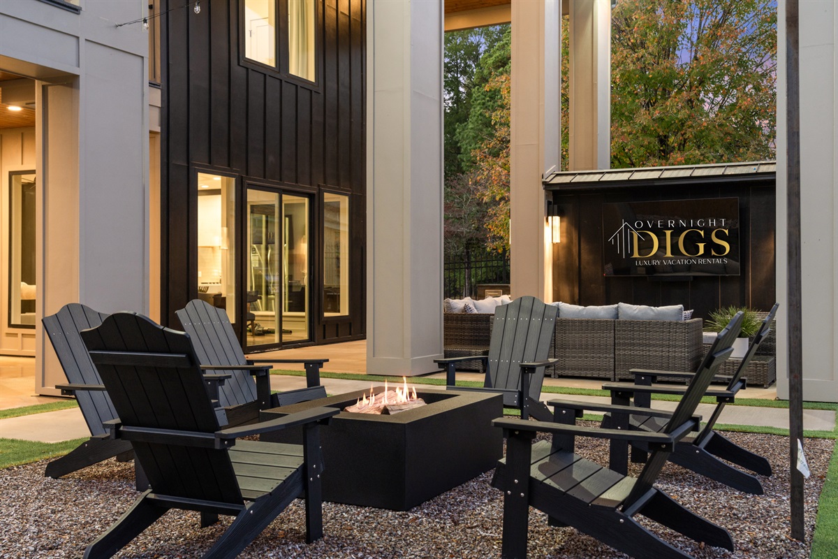 Cozy up by the fire pit under a canopy of stars. With comfy seating and beautiful surroundings, it&rsquo;s an ideal spot for late-night chats and s&rsquo;mores.