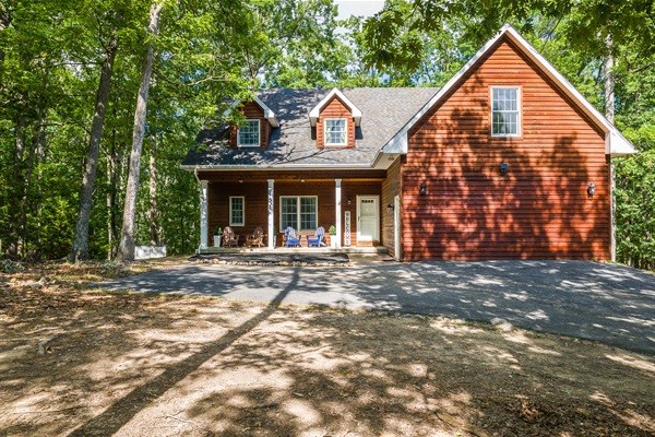 Your private retreat, nestled in Massanutten’s natural beauty